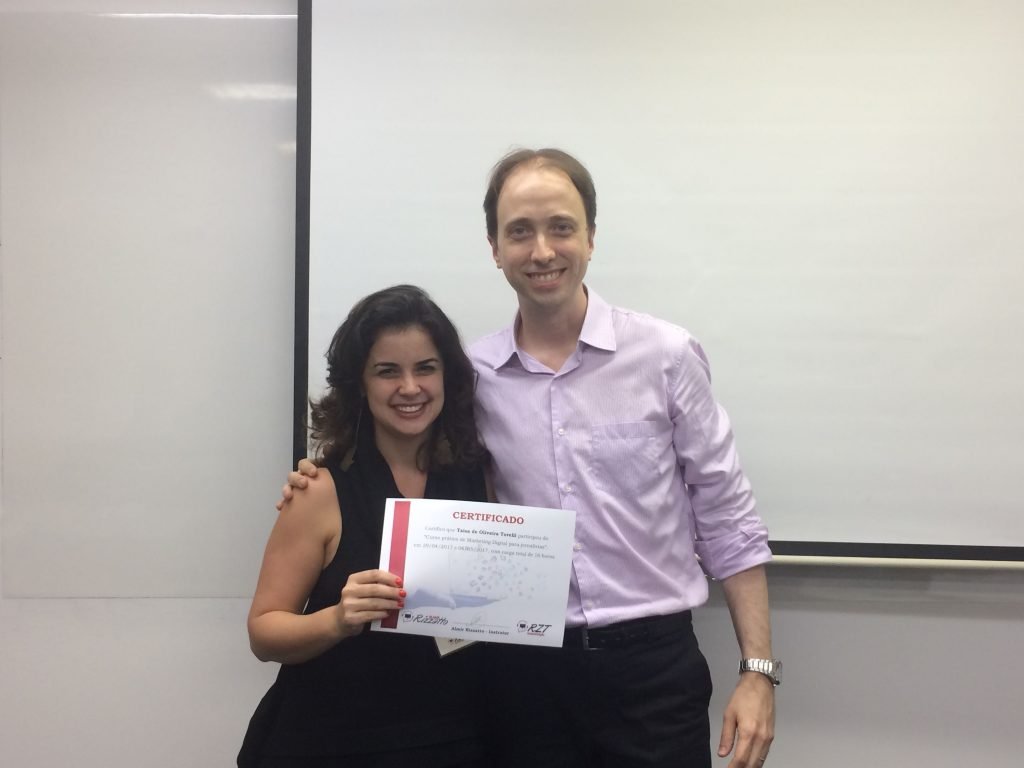 Taisa Torelli e Almir Rizzatto no curso de Marketing Digital para jornalistas